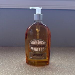 L'Occitane Almond Shower Oil - Amber